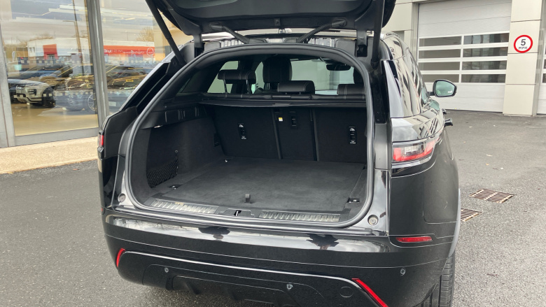 Land Rover Range Rover Velar 2.0 D200 R-Dynamic SE 5dr Auto Diesel Estate